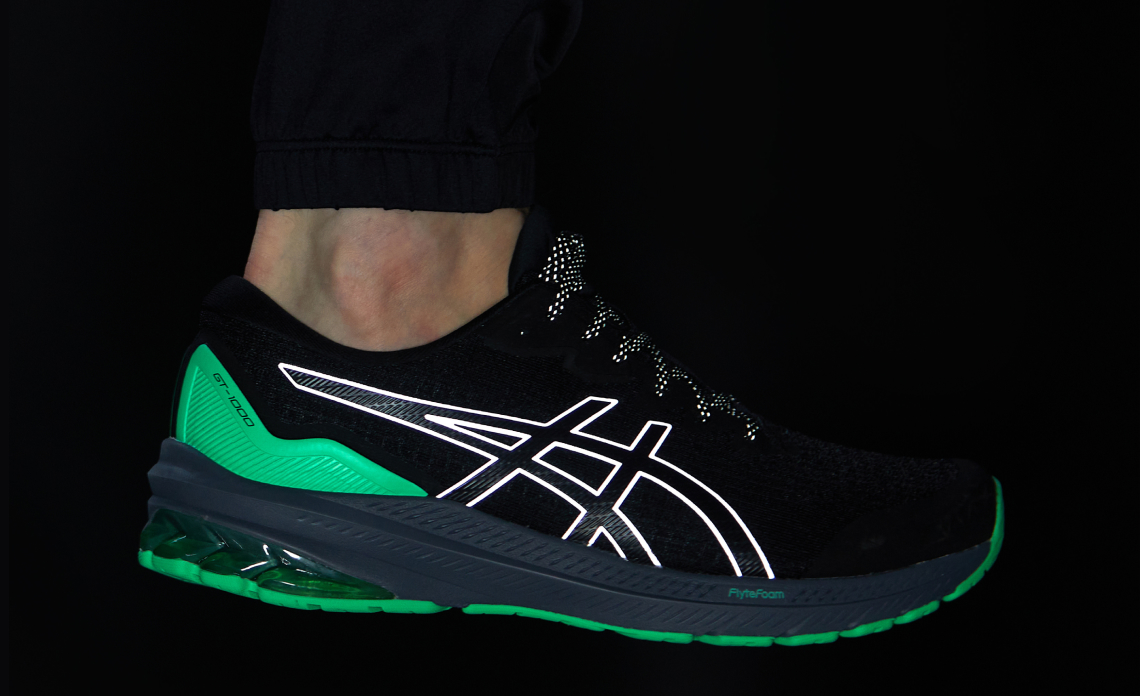 Men's Asics Running Trainers Category